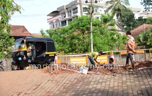 Bendoor road damage